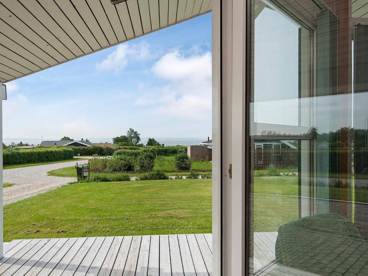 8 Person Holiday Home In R Nde Rønde Exterior foto